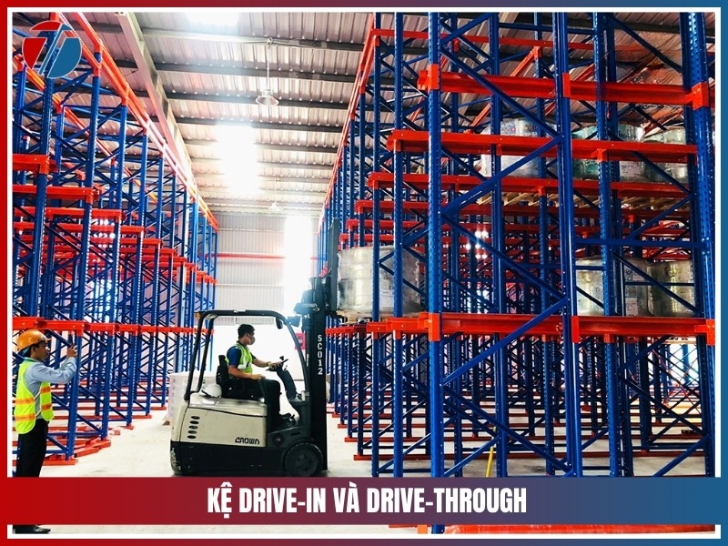 Kệ Drive-in và Drive-through